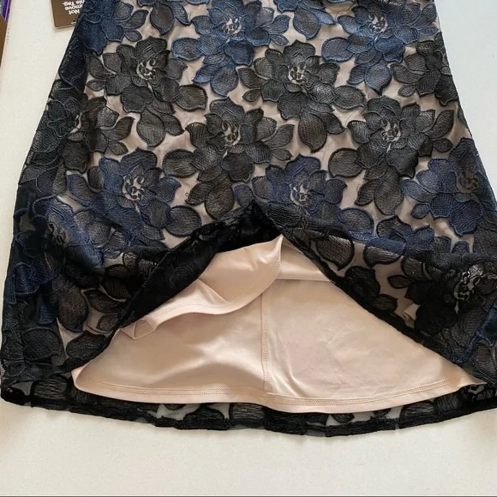 Express Black Embroidered Floral Mini Dress Womens Size Medium Tan Lining - Picture 13 of 16